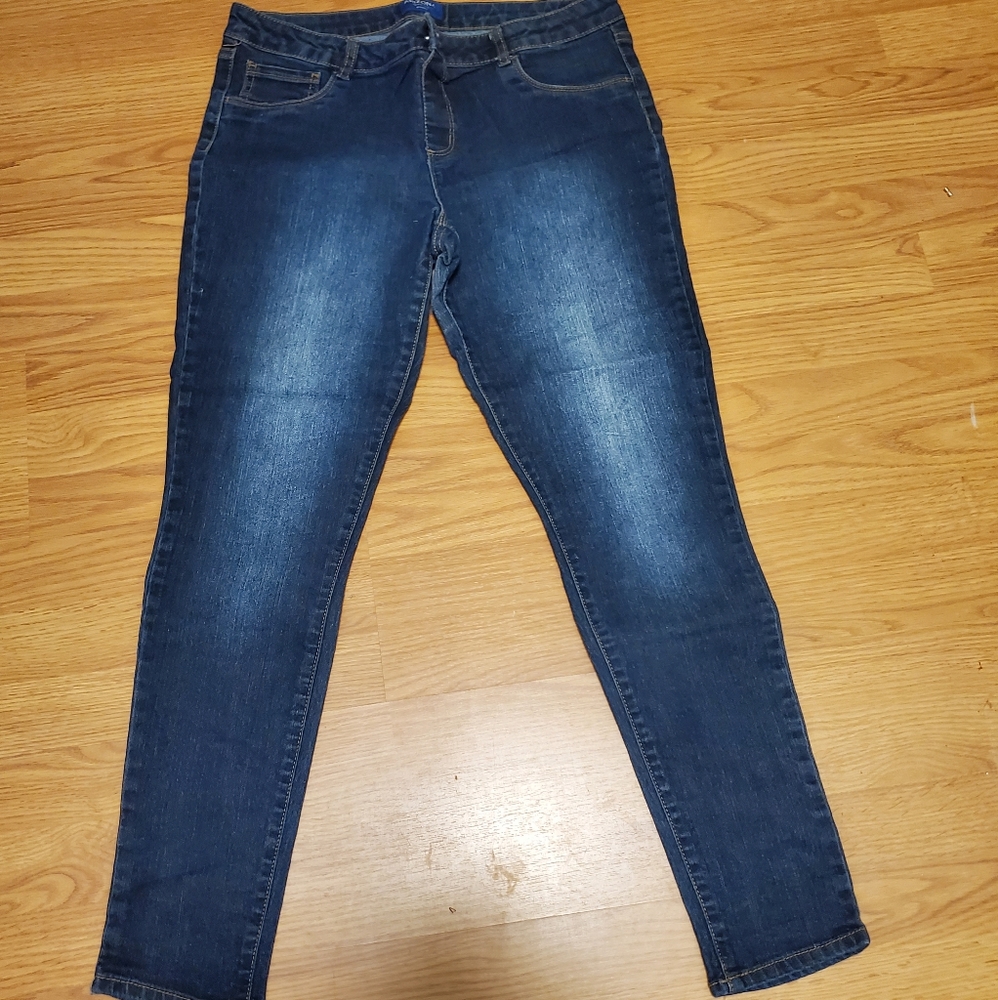 Arizona Juniors Plus Size Jegging.  Size 18 1/2